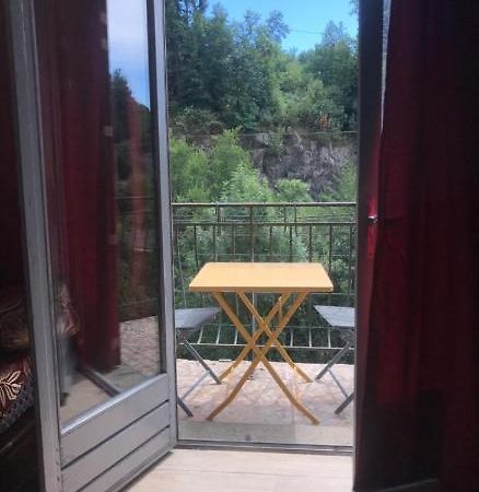 Maison Avec Vue Panoramique A 5Mn De Saint Remi Sur Durolles . La Monnerie-le Montel ภายนอก รูปภาพ